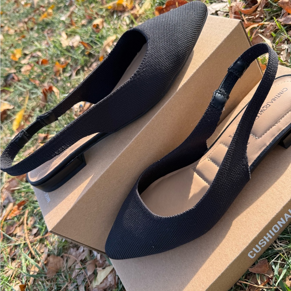 Cynthia Rowley Elegant Black Slingback Heels - Picture 2 of 3